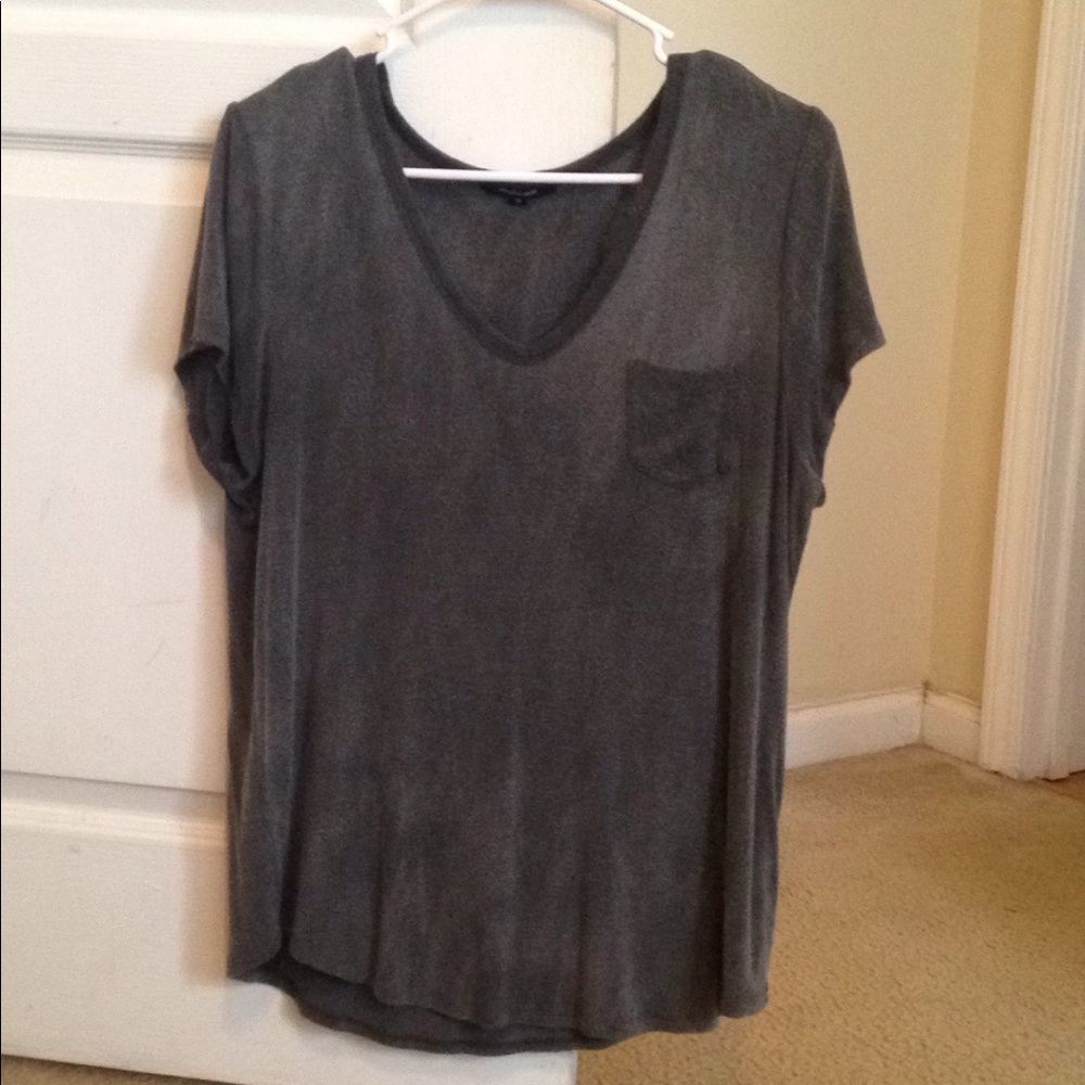 Forever 21 t-shirt